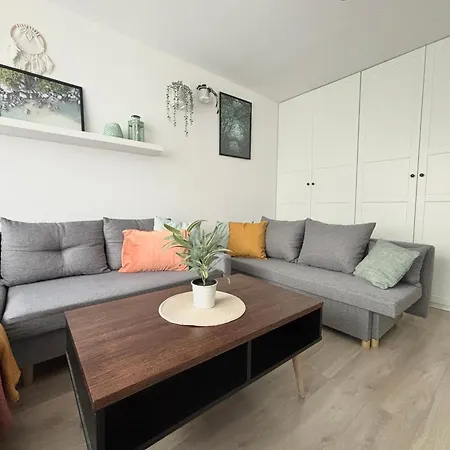 Superapart Walerego Sławka 3 *